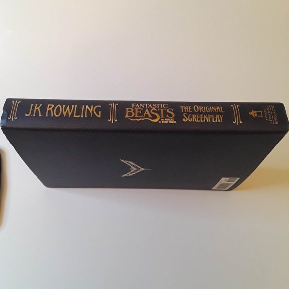 J.K. ROWLING - FANTASTIC BEASTS & WHERE TO FIND THEM - 2016 ORIGINAL SCREENPLAY - Picture 3 of 5